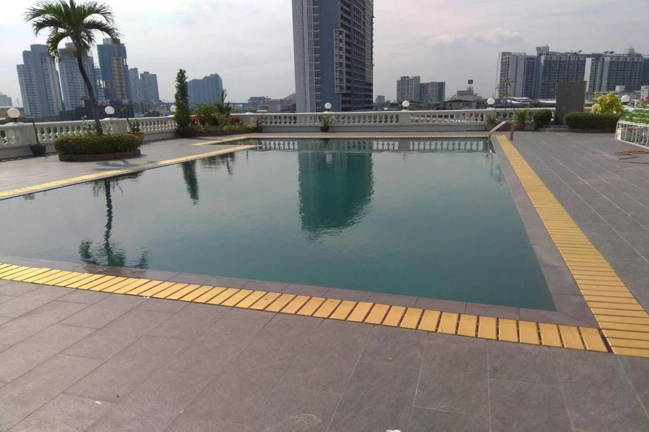 Niran Grand Hotel Bangkok Luaran gambar