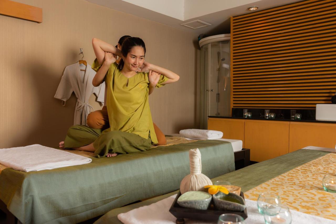 Niran Grand Hotel Bangkok Luaran gambar